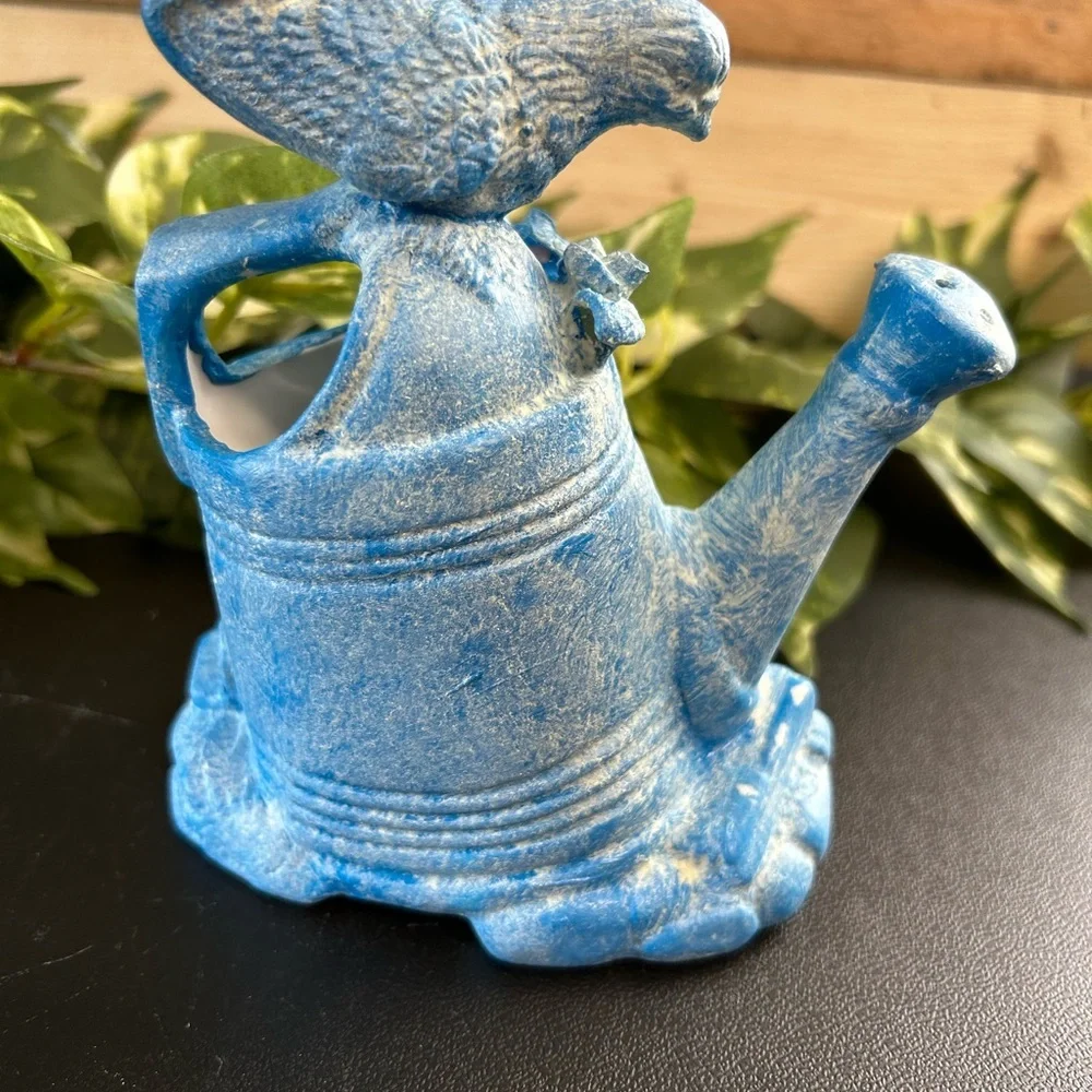 N/A upcycled watering